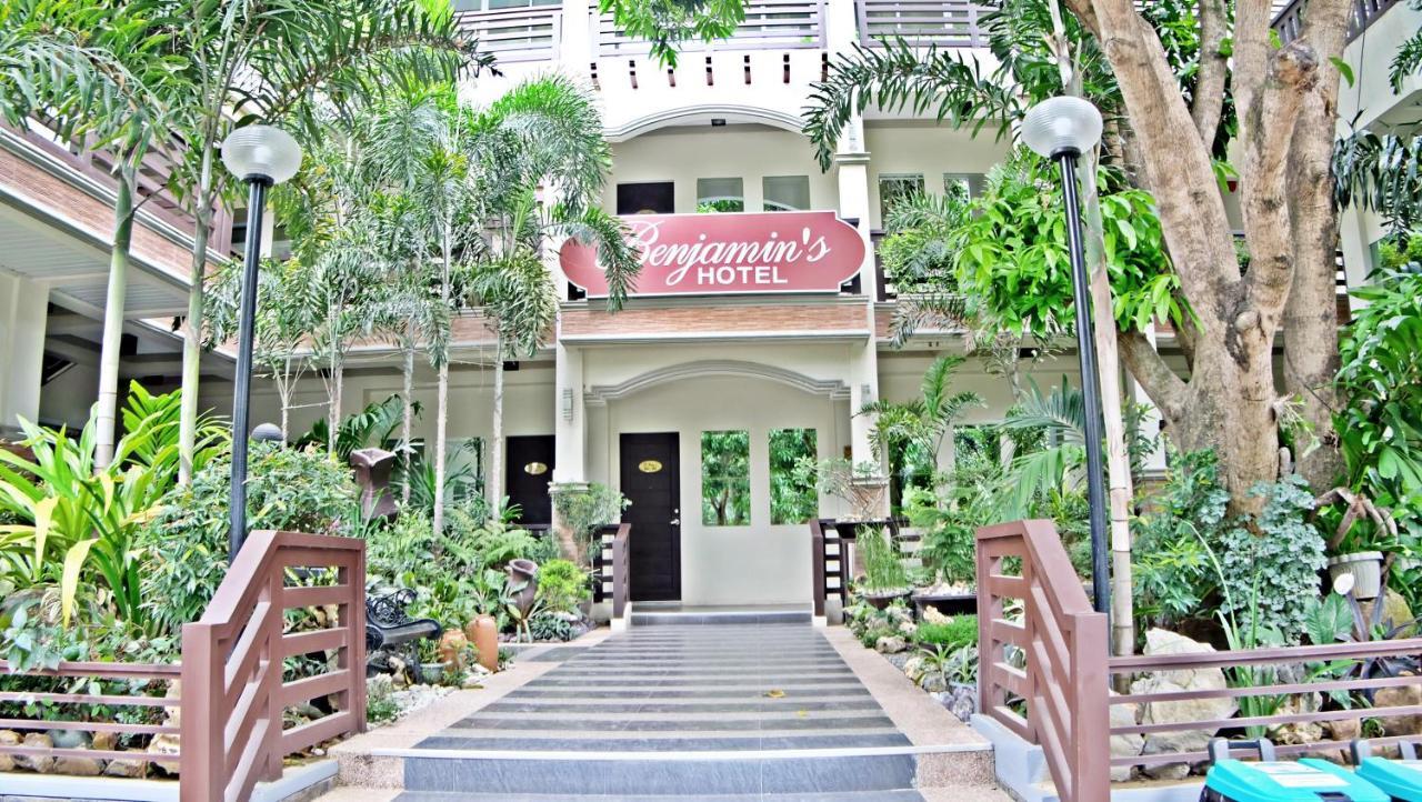 Villa Esmeralda Bryan'S Resort Hotel And Restaurant Palayan City Eksteriør bilde