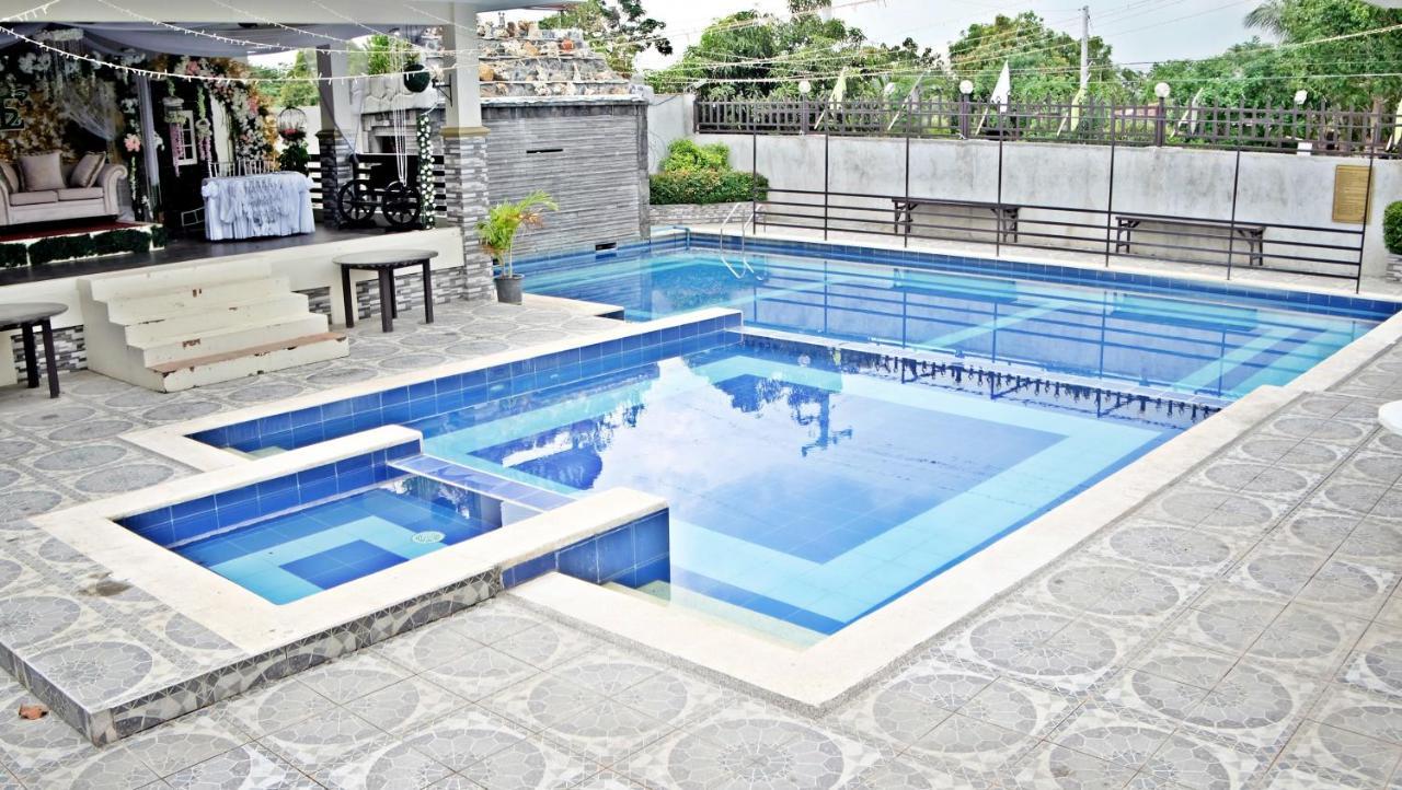 Villa Esmeralda Bryan'S Resort Hotel And Restaurant Palayan City Eksteriør bilde