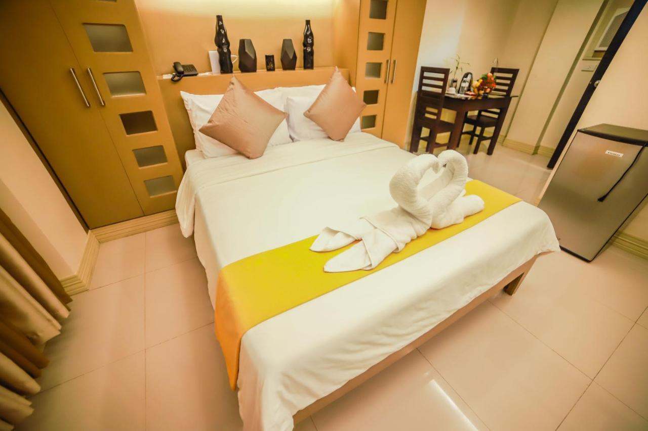 Villa Esmeralda Bryan'S Resort Hotel And Restaurant Palayan City Eksteriør bilde