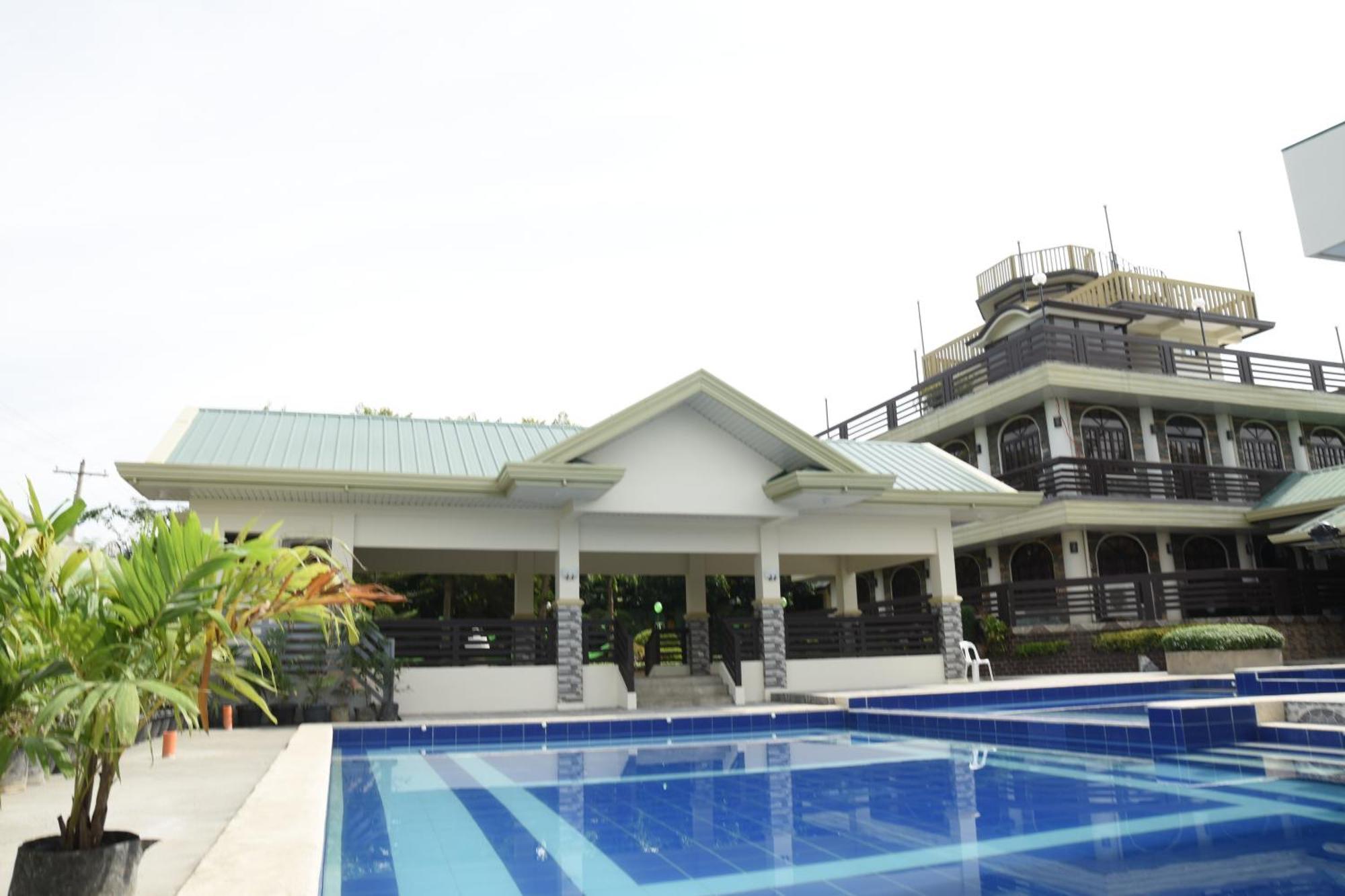 Villa Esmeralda Bryan'S Resort Hotel And Restaurant Palayan City Eksteriør bilde